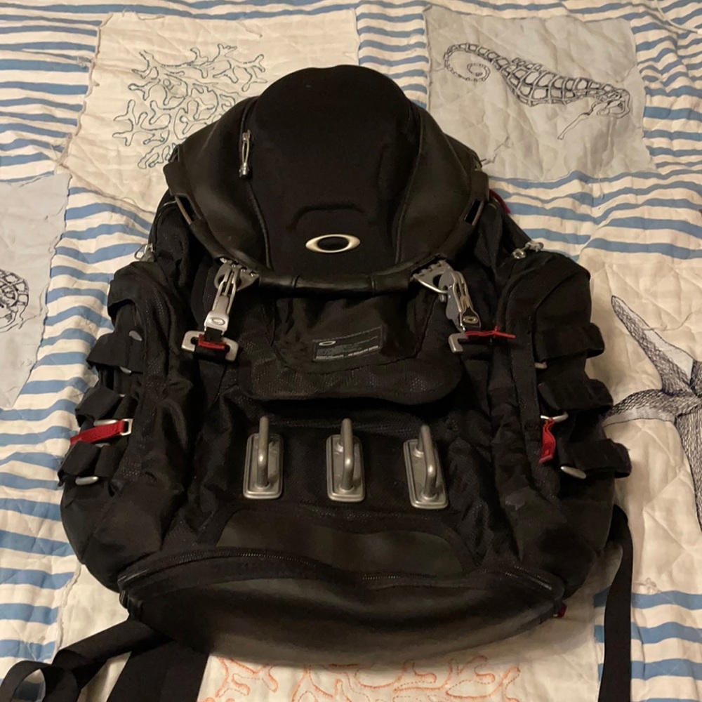 Oakley Kitchen Sink Bookbag